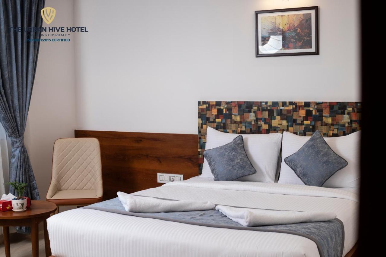The Urban Hive Hotel Belgaum Exterior photo